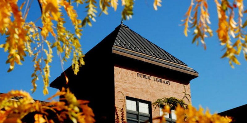 Photo of the Library’s tallest peak from the outer view of the building.